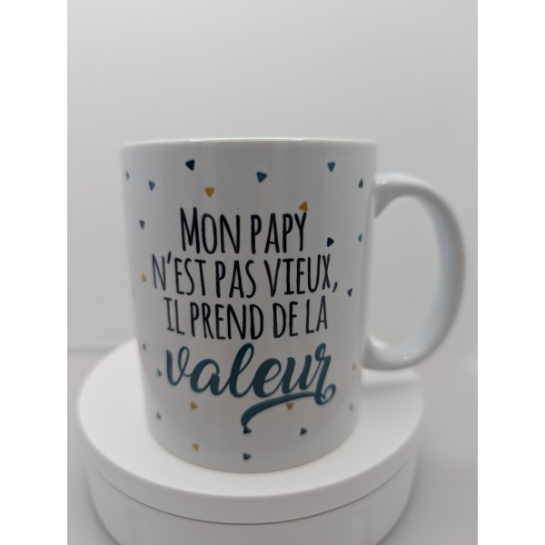 Mug "mon papy n'est pas vieux.. "
